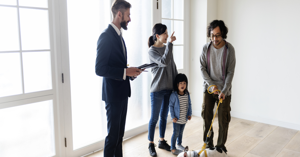 3 Tips for Staying in Touch with Buyers & Sellers After Business Has